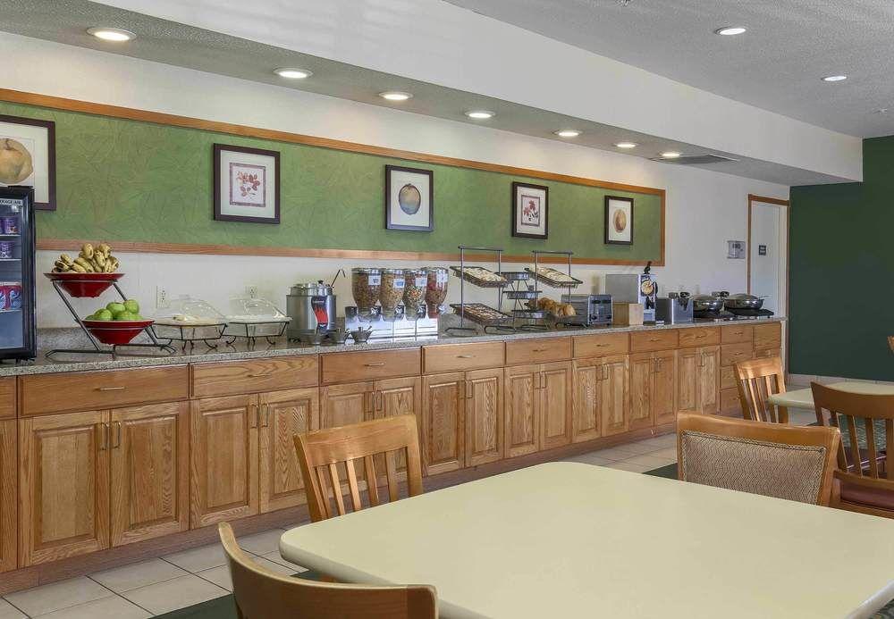 Fairfield & Wheeling - St. Clairsville, Oh Hotel