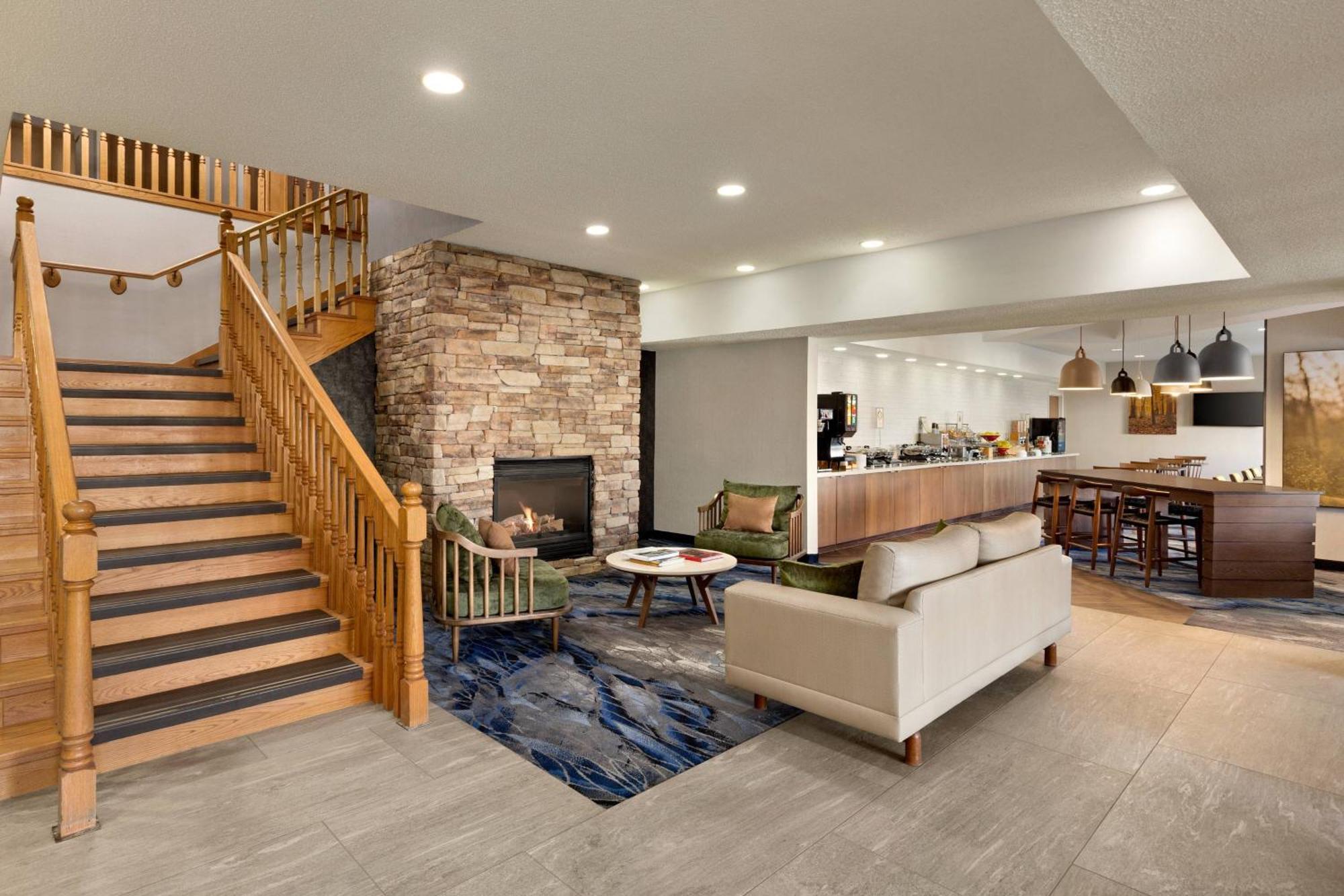 Fairfield & Wheeling - St. Clairsville, Oh 3*