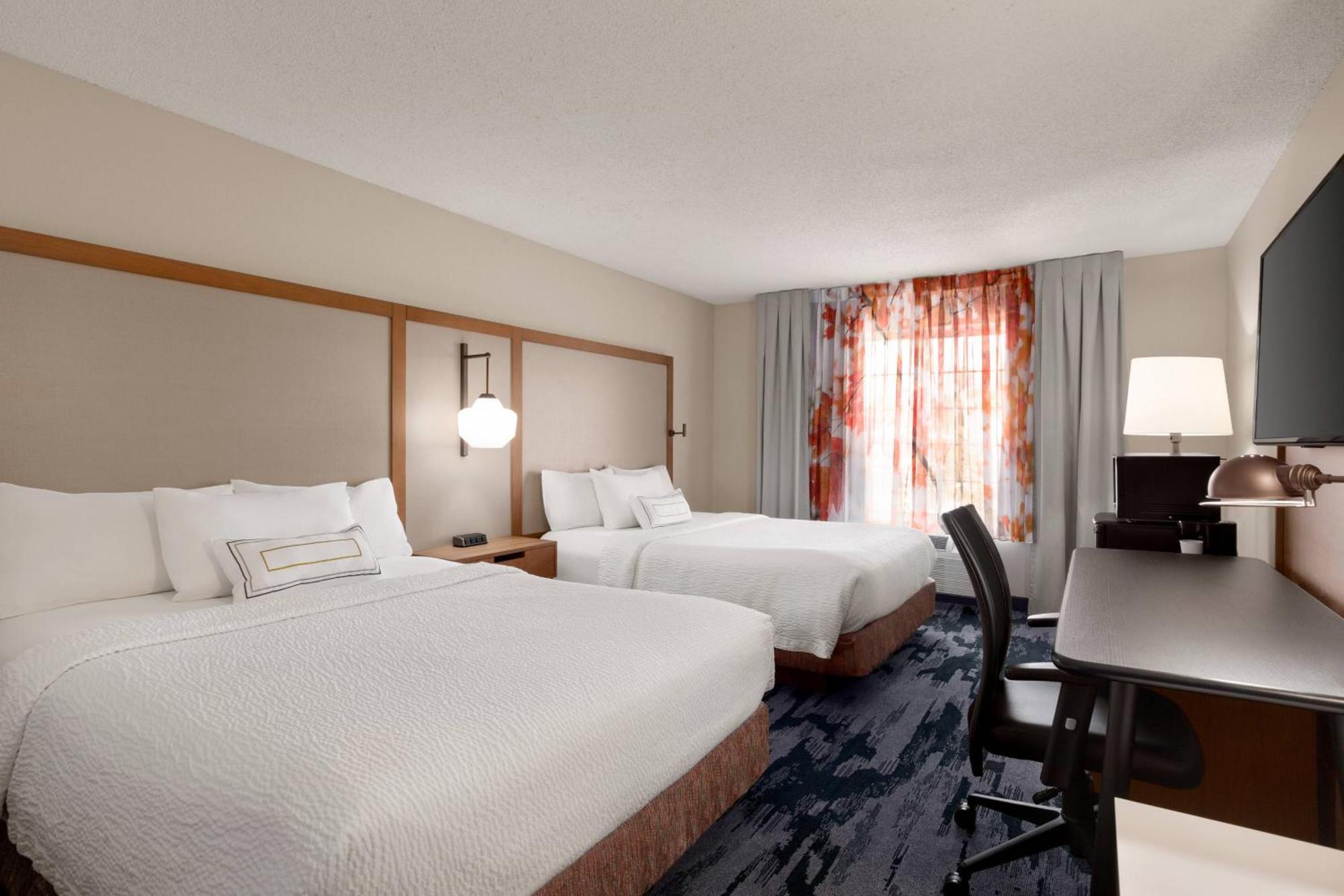 Hotel Fairfield & Wheeling - St. Clairsville, Oh 3*