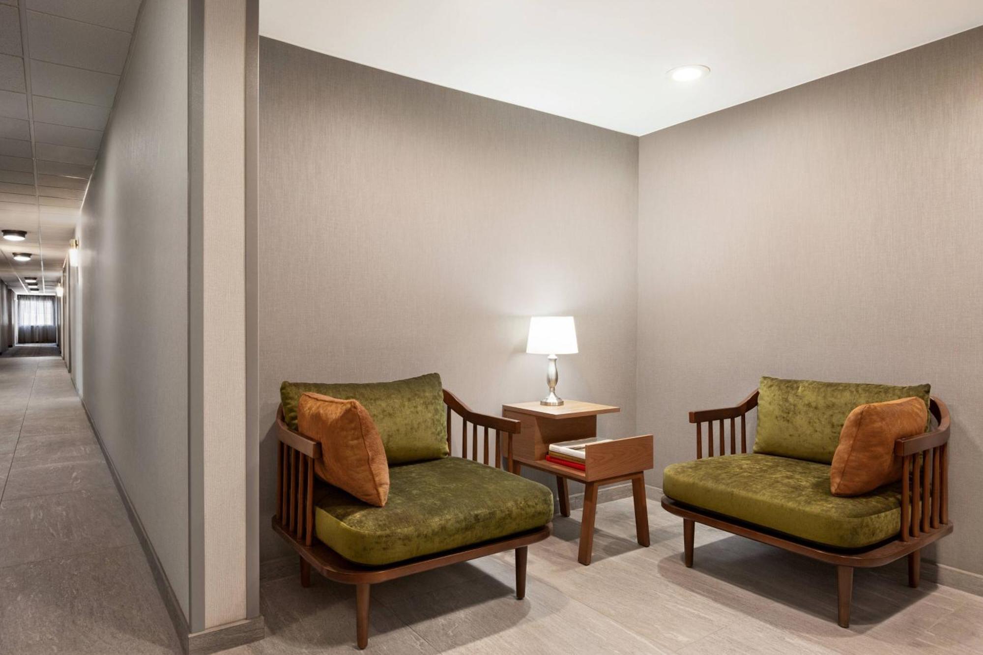 Fairfield & Wheeling - St. Clairsville, Oh Hotel