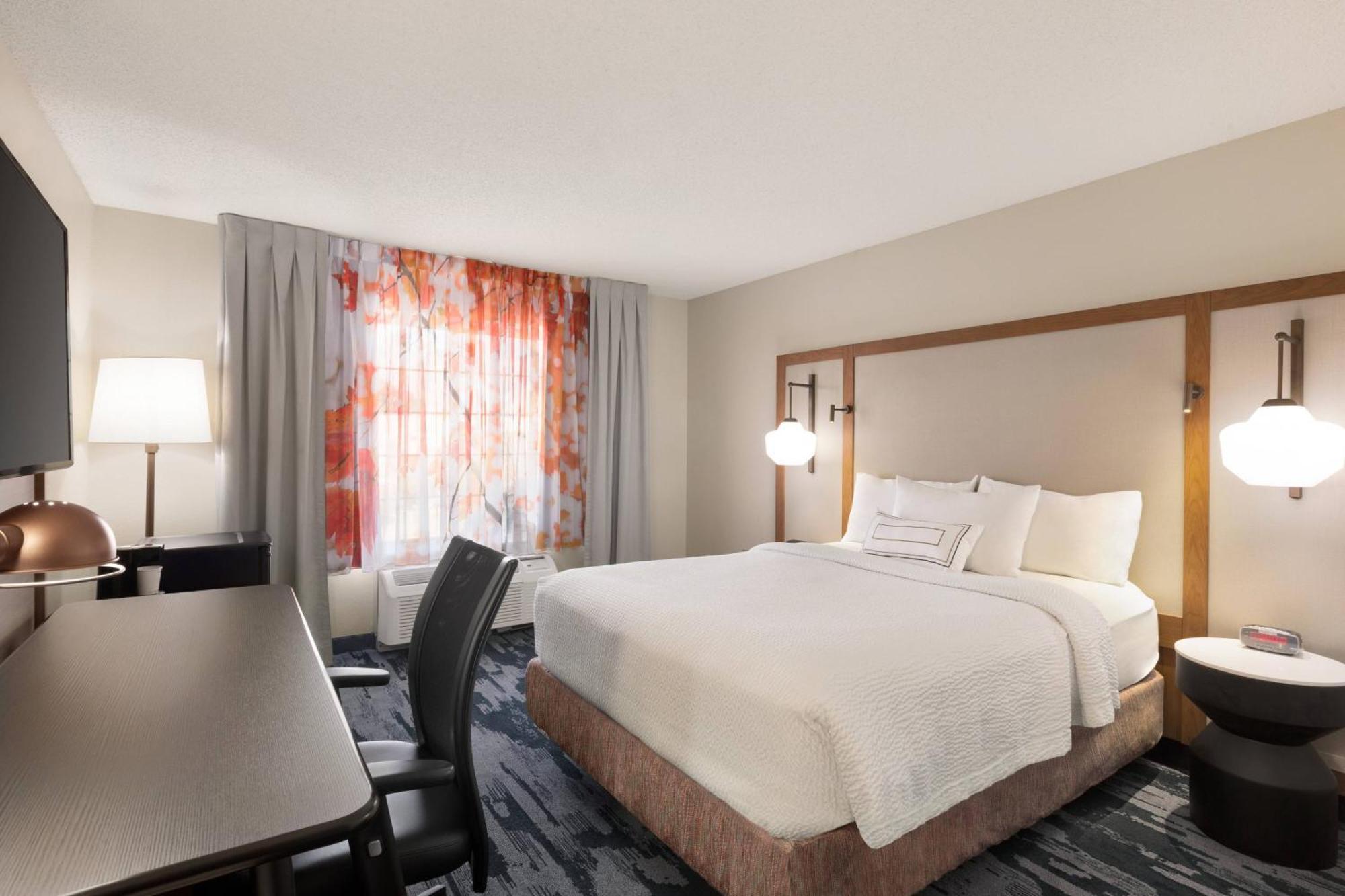 Fairfield & Wheeling - St. Clairsville, Oh 3*