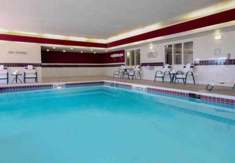 Hotel Fairfield & Wheeling - St. Clairsville, Oh